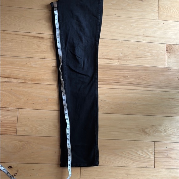 Yoga Jeans Size 30 - Picture 4 of 4
